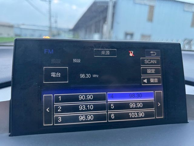 LEXUS凌志 NX300H  第5張相片