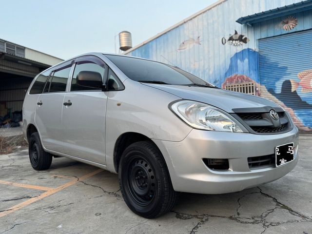 TOYOTA豐田 INNOVA  第2張相片
