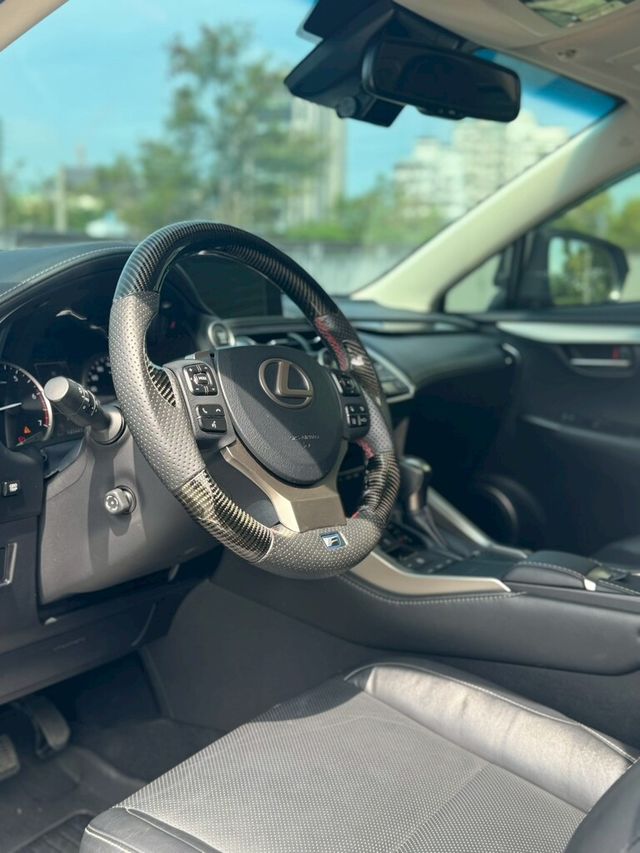LEXUS凌志 NX300  第5張相片