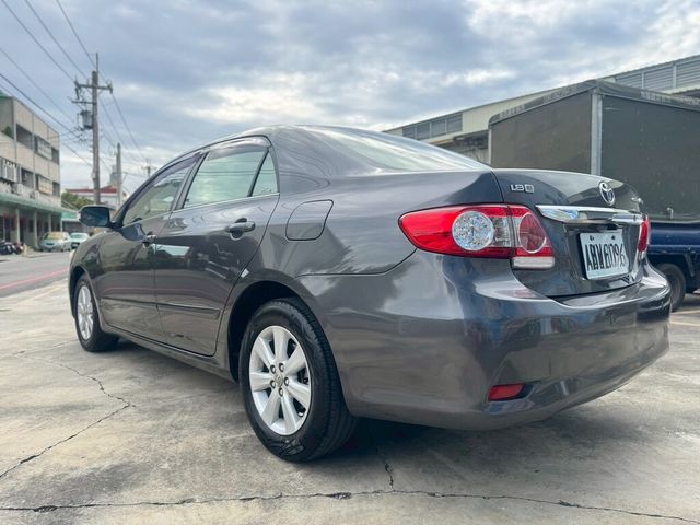 TOYOTA豐田 ALTIS  第4張相片