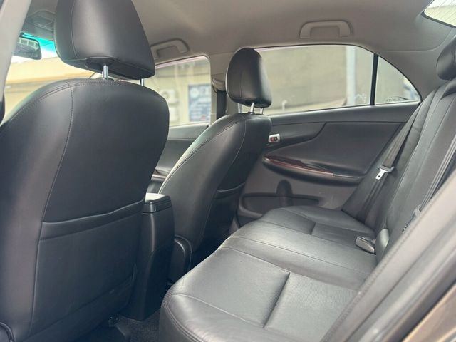TOYOTA豐田 ALTIS  第7張相片