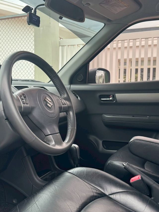 SUZUKI鈴木 SWIFT  第6張相片