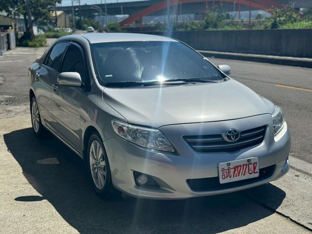 TOYOTA豐田 ALTIS  第2張相片