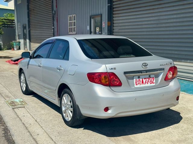 TOYOTA豐田 ALTIS  第4張相片