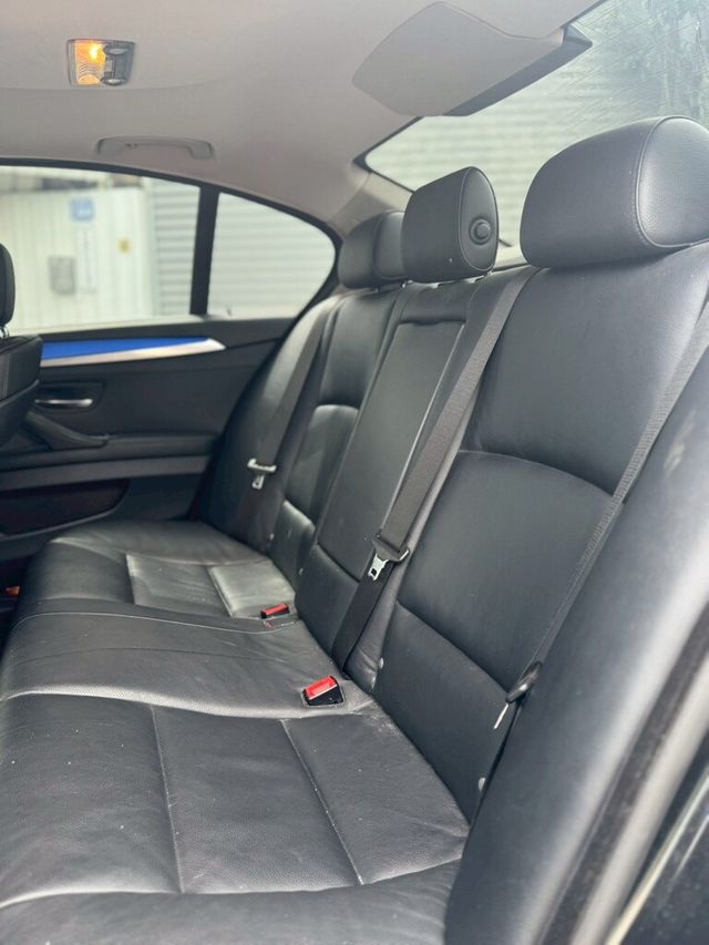 BMW寶馬 520I  第6張相片