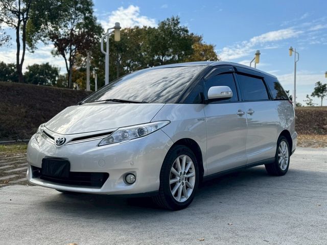 TOYOTA豐田 PREVIA  第1張相片
