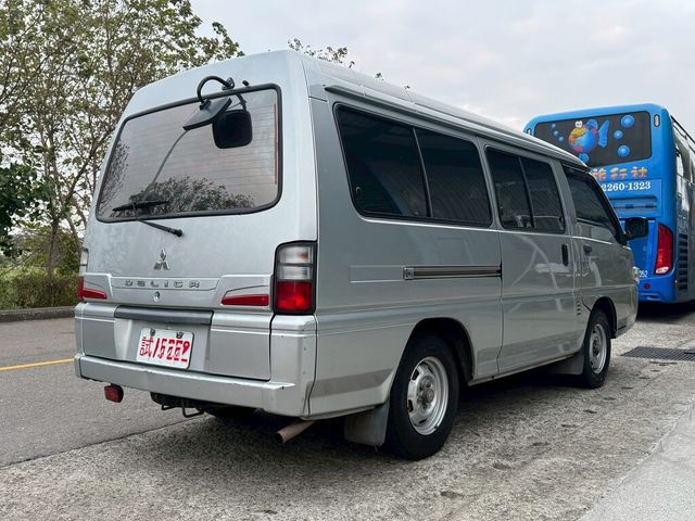 MITSUBISHI三菱 DELICA  第3張相片