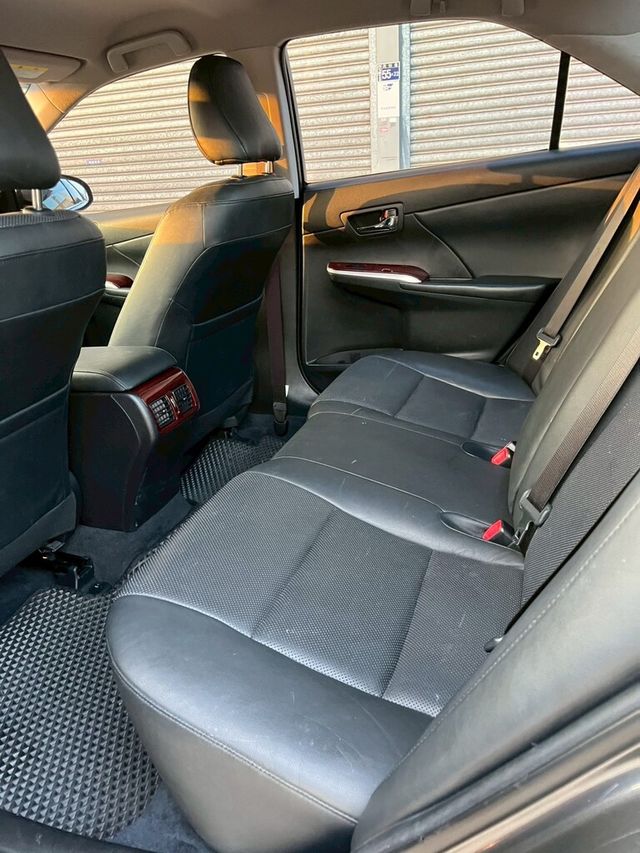 TOYOTA豐田 CAMRY  第7張相片
