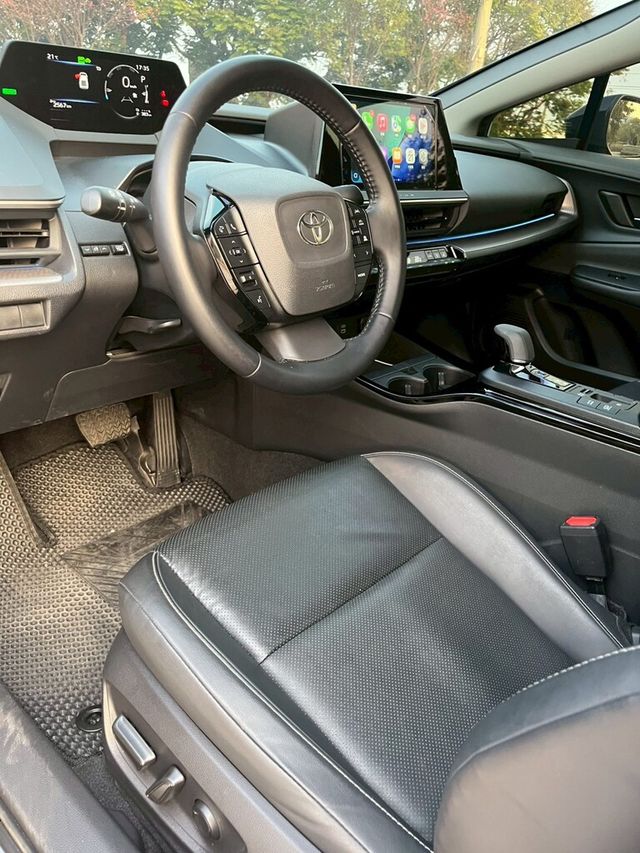 TOYOTA豐田 PRIUS PHEV  第6張相片