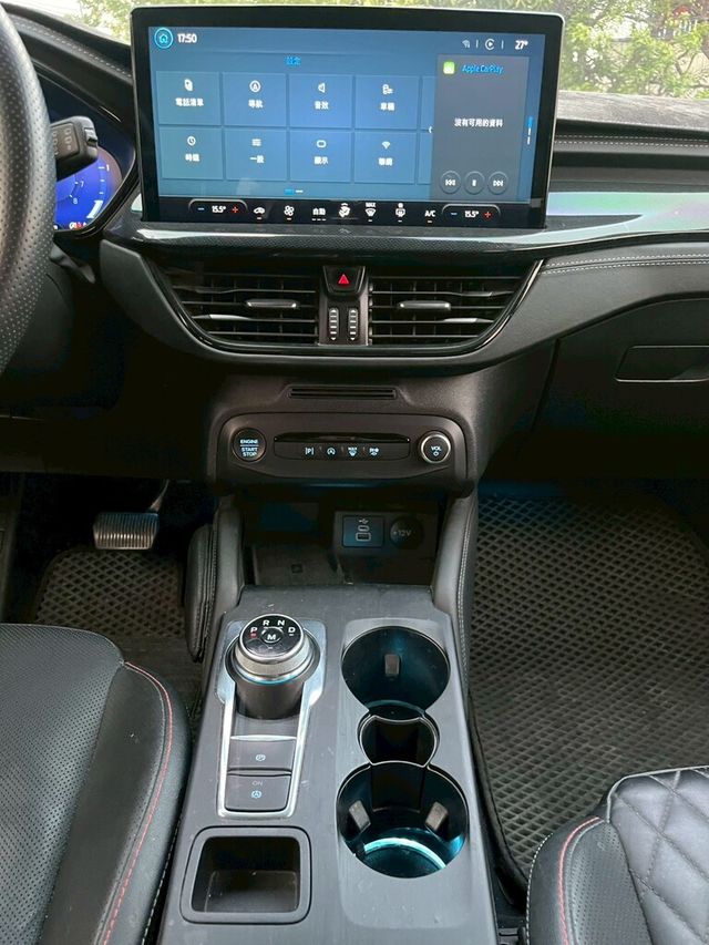 FORD福特 FOCUS ST WAGON  第13張相片