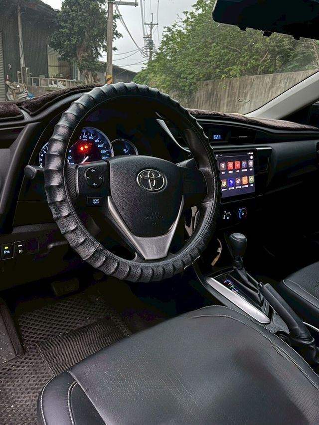 TOYOTA豐田 ALTIS  第6張相片