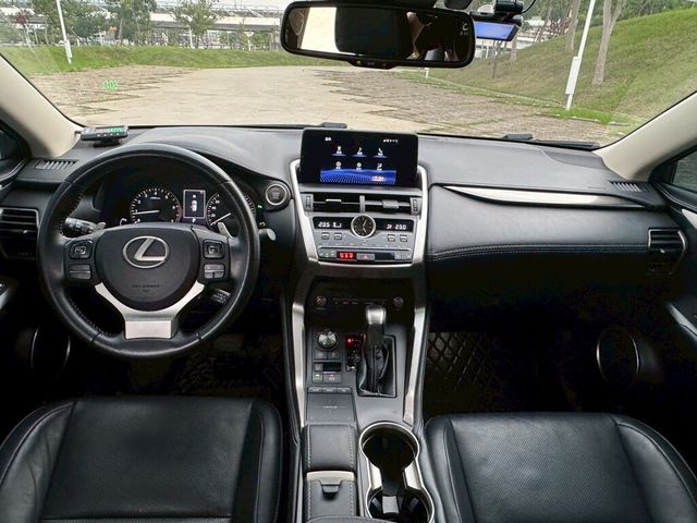 LEXUS凌志 NX300  第5張相片