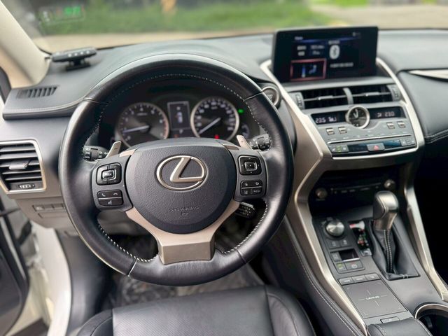 LEXUS凌志 NX300  第11張相片