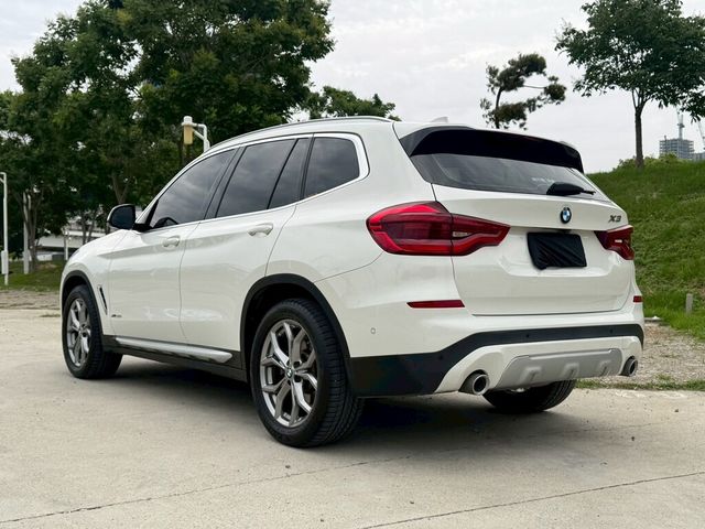 BMW寶馬 X3  第3張相片