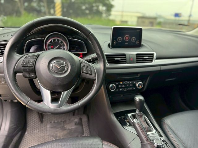 MAZDA馬自達 MAZDA 3  第5張相片