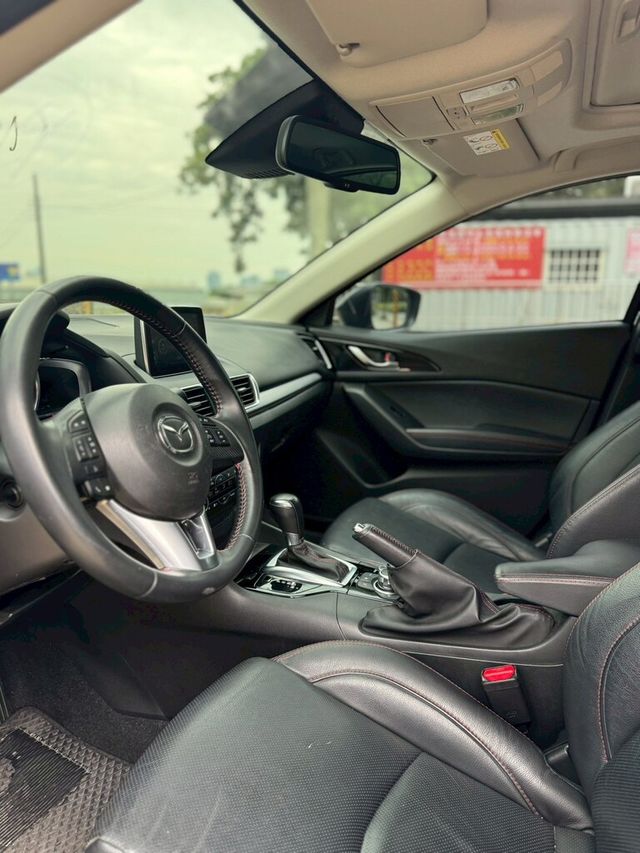 MAZDA馬自達 MAZDA 3  第6張相片