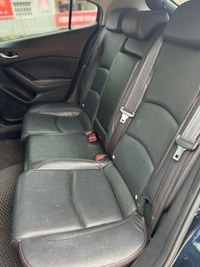 MAZDA馬自達 MAZDA 3  第7張相片