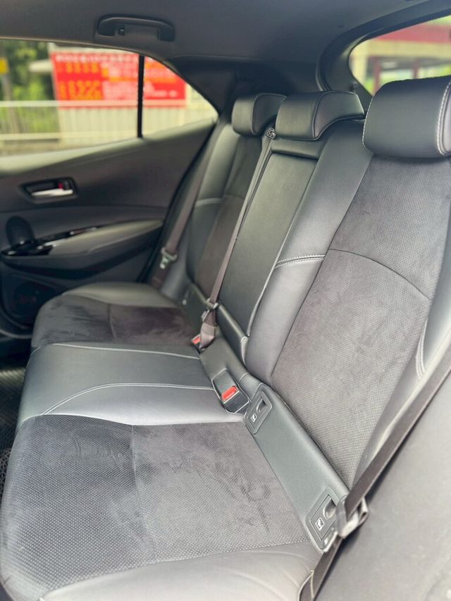 TOYOTA豐田 AURIS  第7張相片
