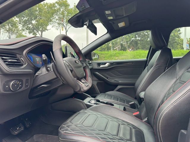 FORD福特 FOCUS WAGON  第6張相片