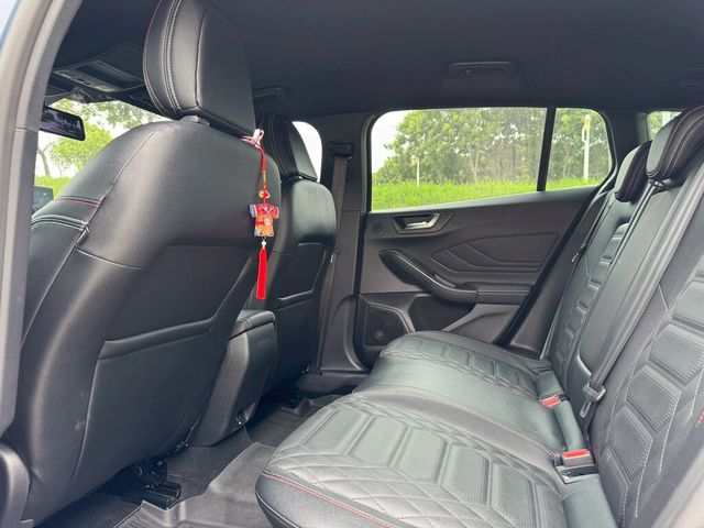 FORD福特 FOCUS WAGON  第7張相片