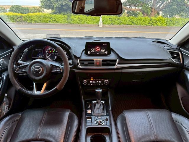 MAZDA馬自達 MAZDA 3  第5張相片