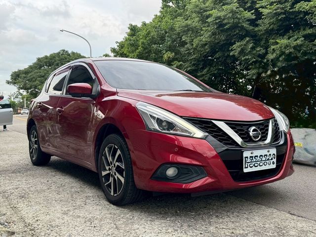 NISSAN日產 TIIDA  第2張相片