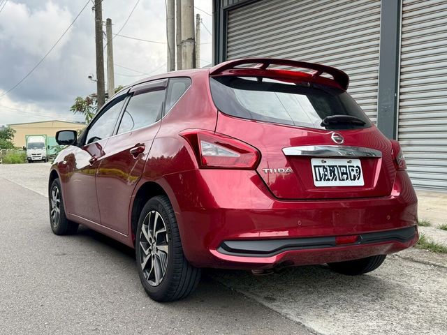 NISSAN日產 TIIDA  第4張相片