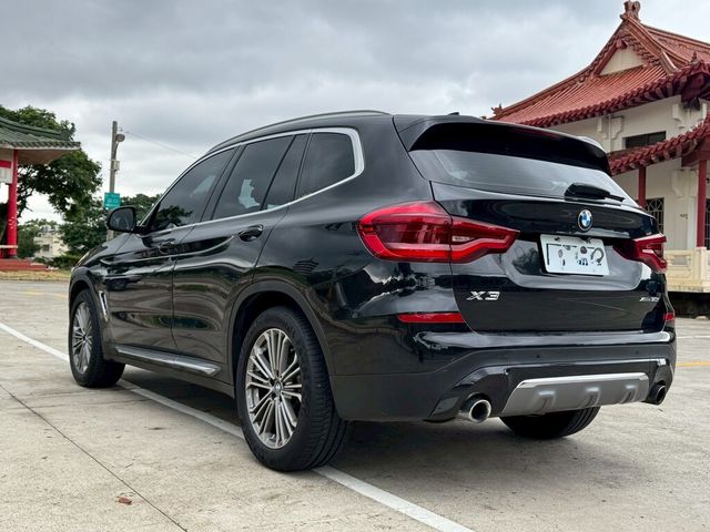BMW寶馬 X3  第3張相片