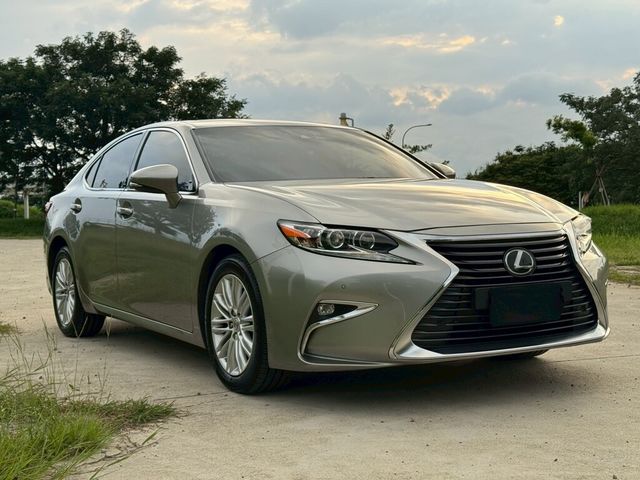 LEXUS凌志 ES200  第2張相片