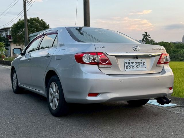 TOYOTA豐田 ALTIS  第3張相片