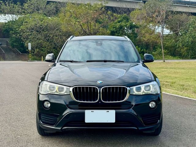 全網最佳車況 全車原版件!  X3 20i /IKEY摸門/電動座椅/腳踢尾門/方向盤快控鍵/恆溫空調  第2張相片