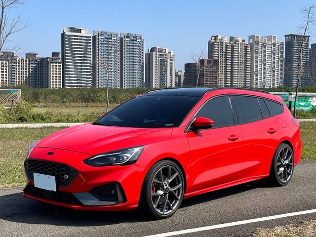 2020 正 Focus ST Wagon 2.3T 僅跑6萬 280匹大馬力 Recaro 專屬賽車椅 全液晶儀表  第1張相片