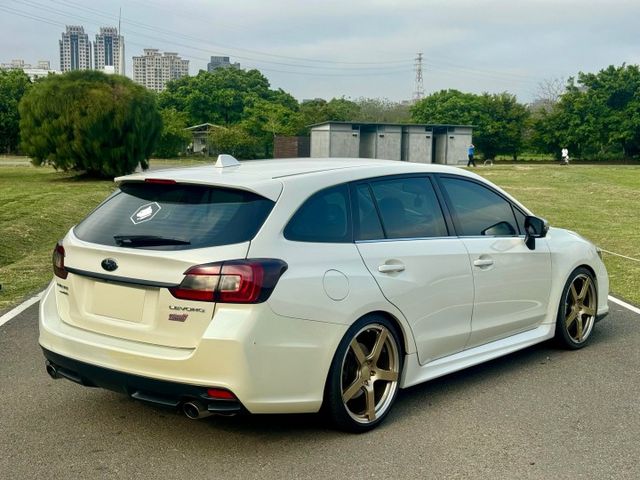 1.6T【GT-S頂級版】 全車原版件! 僅跑8萬 四輪傳動 電動加熱座椅 換檔撥片 盲點偵測  第4張相片