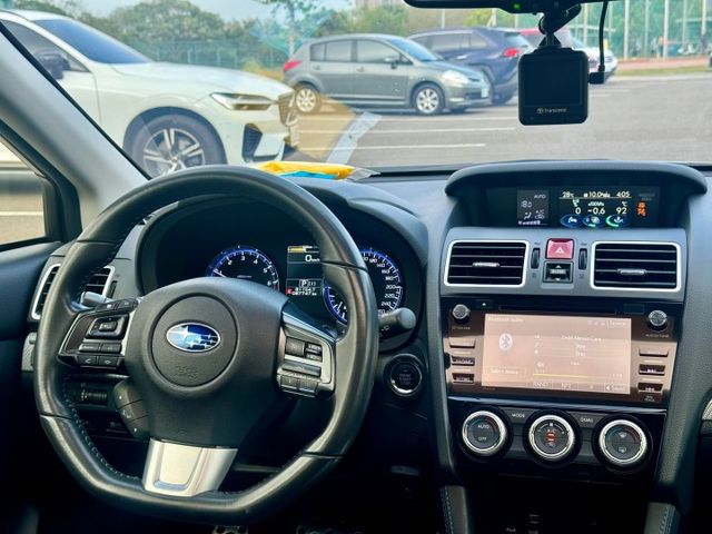 1.6T【GT-S頂級版】 全車原版件! 僅跑8萬 四輪傳動 電動加熱座椅 換檔撥片 盲點偵測  第6張相片