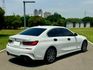 首發版大滿配! G20 320i 全車原鈑件 5AU智慧跟車 360環景 HUD抬顯 全數位儀表 腳踢電動尾門  第3張縮圖