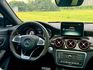 滿配! CLA45 4Matic 全車原版件 僅跑10萬 蝴蝶賽車座椅 IKEY摸門解鎖 全景大天窗 頻果樹排檔頭  第7張縮圖