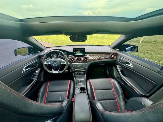 滿配! CLA45 4Matic 全車原版件 僅跑10萬 蝴蝶賽車座椅 IKEY摸門解鎖 全景大天窗 頻果樹排檔頭  第8張相片