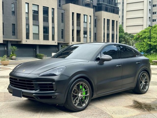Caynne Coupe 3.0T 底色白 全車原版件 僅跑6萬公里 IKEY摸門 跑車計時套件 跑車排氣管 全景天窗  第1張相片