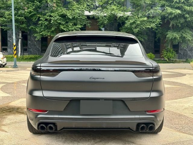 Caynne Coupe 3.0T 底色白 全車原版件 僅跑6萬公里 IKEY摸門 跑車計時套件 跑車排氣管 全景天窗  第3張相片