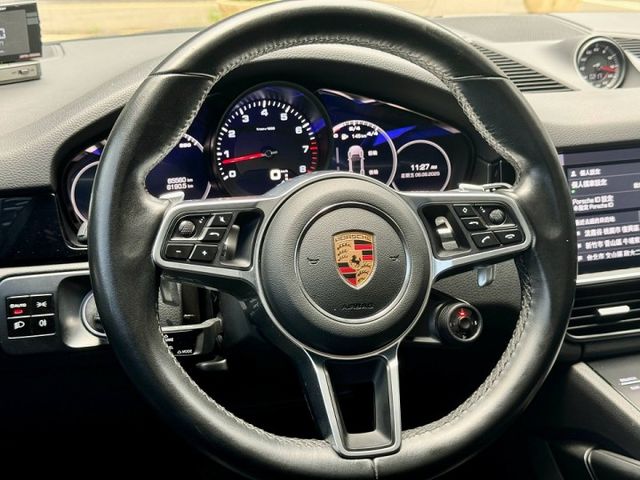 Caynne Coupe 3.0T 底色白 全車原版件 僅跑6萬公里 IKEY摸門 跑車計時套件 跑車排氣管 全景天窗  第11張相片