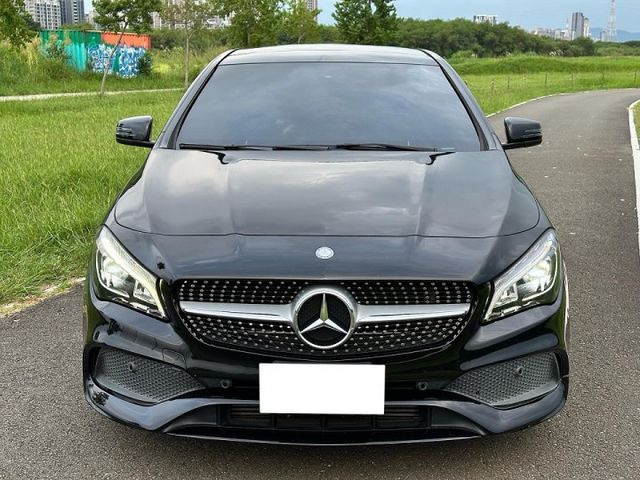 【Benz CLA250 AMG 4Matic】全車原版件 僅跑9萬 全景天窗 雙前加熱座椅 AMG運動套件  第3張相片