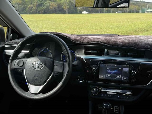 【稀有SAFTY+版本】全車原鈑件 認證車 I-KEY免鑰匙 恆溫空調 電折後視鏡 空決送大螢幕安卓機!!  第5張相片