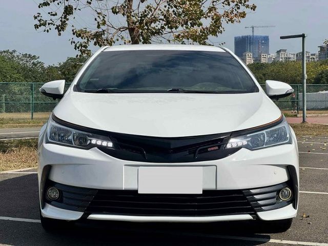 【11.5代 ALTIS 豪華版】僅跑8萬公里 鑑定認證車 升級鋁圈 360環景系統 大螢幕安卓機 IKEY免鑰匙  第3張相片