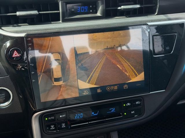 【11.5代 ALTIS 豪華版】僅跑8萬公里 鑑定認證車 升級鋁圈 360環景系統 大螢幕安卓機 IKEY免鑰匙  第8張相片