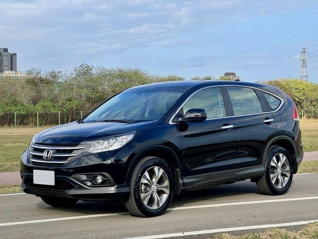 【CR-V。VTI-S頂級版】2.4大馬力 低稅金 全車原鈑件 換檔撥片 電動天窗 CP值最高大休旅!  第1張相片