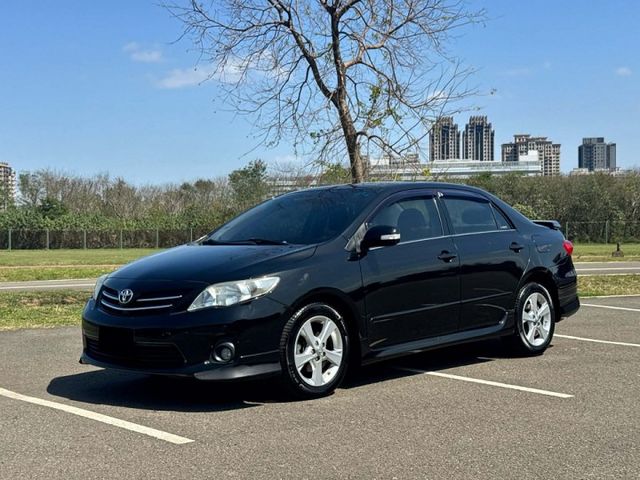 【2012 ALTIS E經典版 】優質代步車 氣氛極佳 全車原鈑件 電動天窗 恆溫空調 藍芽多媒體影音  第1張相片