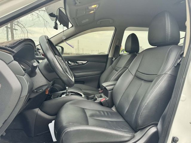 【Nissan X-Trail 2.0 超值版】僅跑2.5萬公里 全原廠保養 全車無事故原版件 恆溫空調 ISOFIX  第6張相片