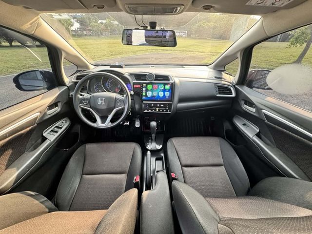 【FIT VTi-S】認證車 極佳氣氛 全車無限大包、側裙 CarPlay安卓機 方向盤快控鍵 換檔撥片 倒車顯影  第5張相片