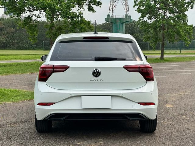 【230 TSI TECH版】僅跑2.8萬 鑑定認證車 IQ-Drive智能跟車 數位液晶儀表 CarPlay系統  第4張相片