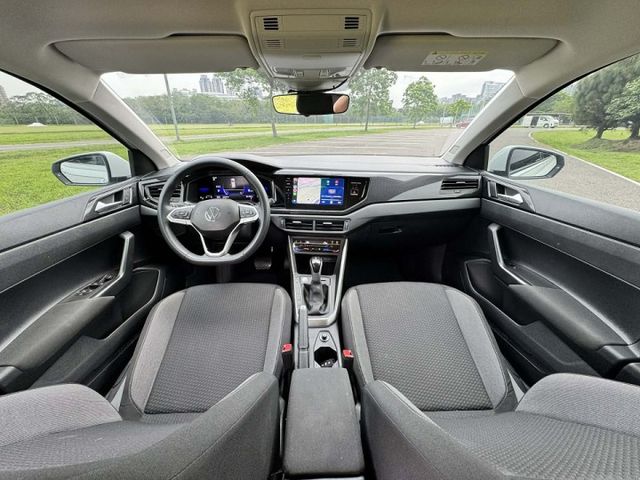 【230 TSI TECH版】僅跑2.8萬 鑑定認證車 IQ-Drive智能跟車 數位液晶儀表 CarPlay系統  第5張相片